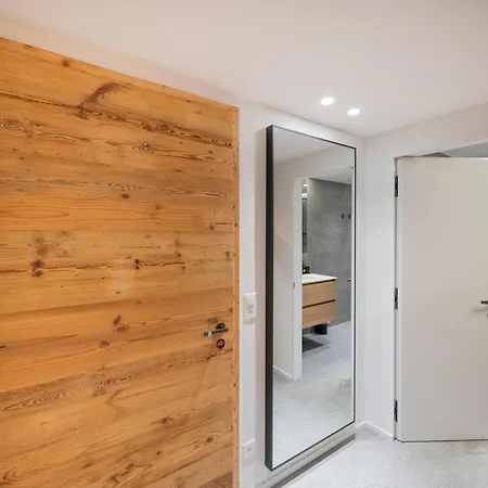 27 - Apartment *